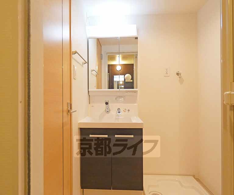 ＪＲ山陰本線 二条駅 徒歩17分 4階建 築12年の内装写真