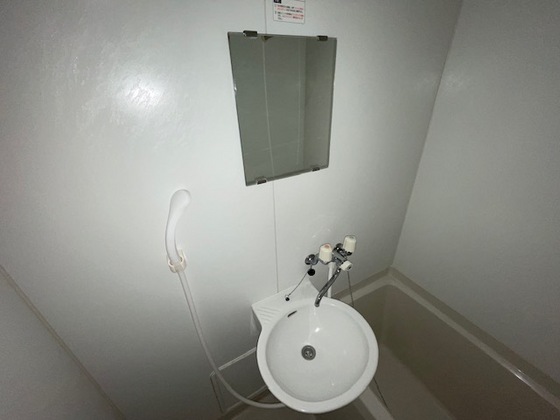洗面設備　※別部屋の写真です