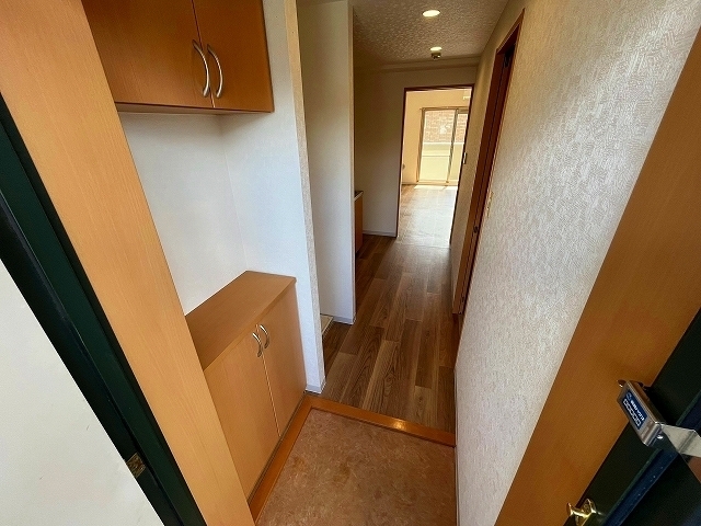 JRBハイツ矢野II番館の玄関写真