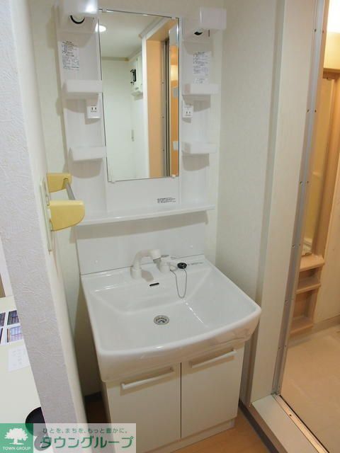 ファミール日之出C棟の内装写真