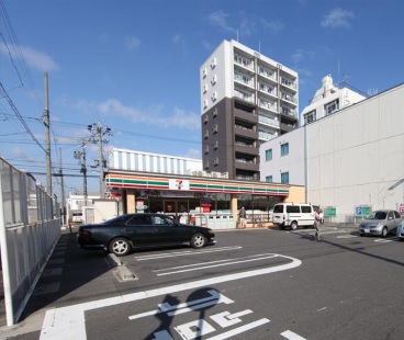 コンビニ　セブンイレブン 名古屋若葉通2丁目店（コンビニ）まで362m