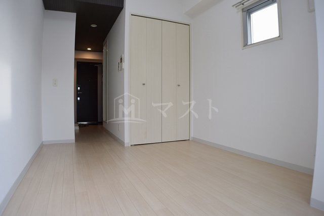 その他部屋・スペース　※部屋横の小窓は角部屋のみです