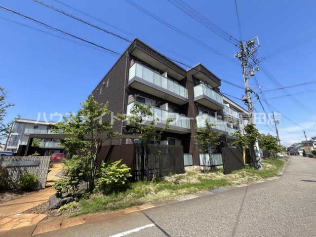 マストテラス上越春日野 Bの外観写真