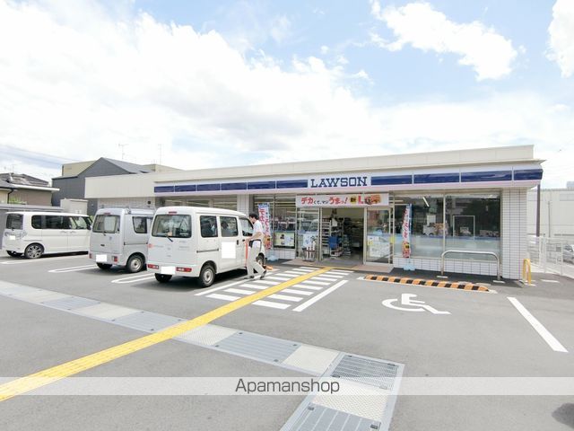 コンビニ　ローソン大久保茶屋裏店（コンビニ）まで558m