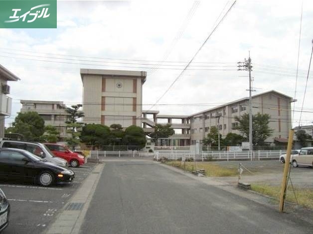 小学校　岡山市立平井小学校（小学校）まで384m