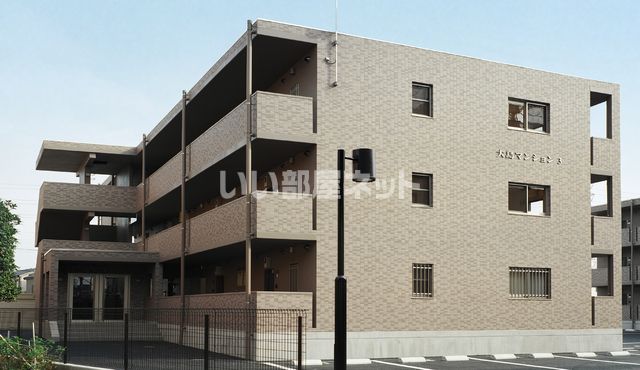 ＪＲ宇都宮線 宇都宮駅 バス乗車時間：4分 最寄りバス停で下車 徒歩6分 築20年