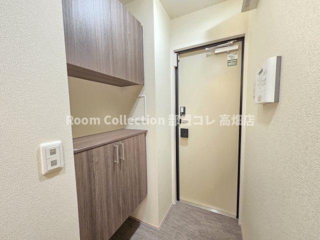 玄関　※同社施工物件イメージ写真　現況優先