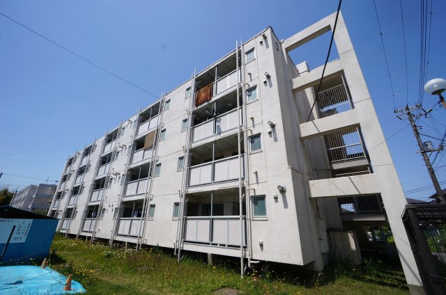 千葉都市モノレール 動物公園駅 徒歩20分 築63年