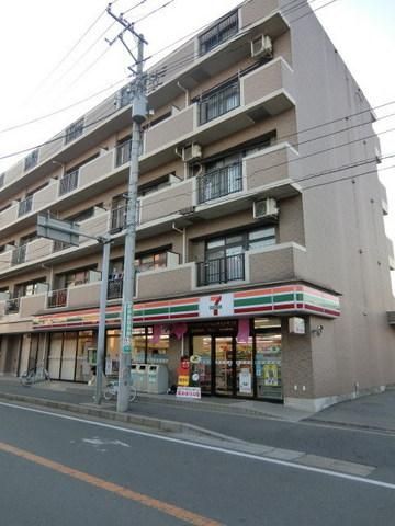 コンビニ　セブンイレブン（コンビニ）まで460m