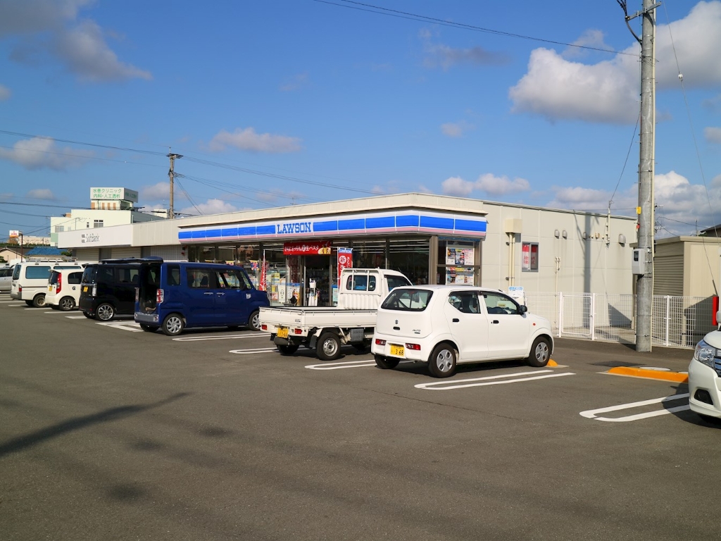 コンビニ　ローソン 水巻駅前店（コンビニ）まで314m