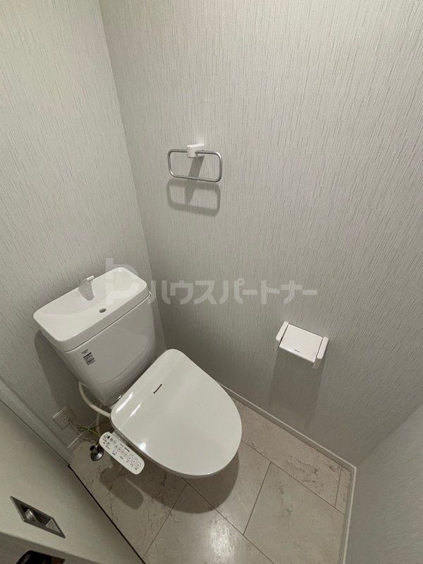トイレ　トイレ