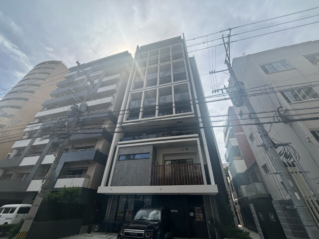 ホルツ博多駅前の外観写真