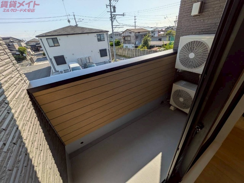 バルコニー　同タイプの部屋写真です