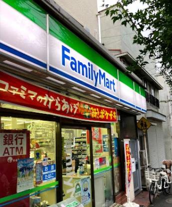 コンビニ　ファミリーマート梅里二丁目店（コンビニ）まで238m