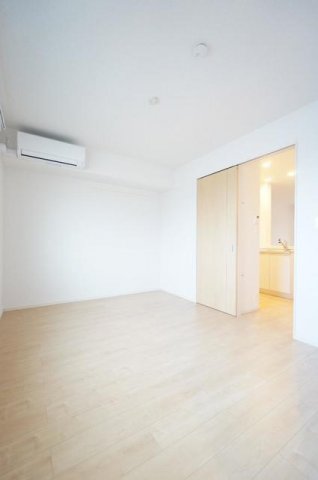 その他部屋・スペース　明るい色調の室内です