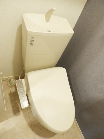 トイレ　コンパクトで使いやすいトイレです