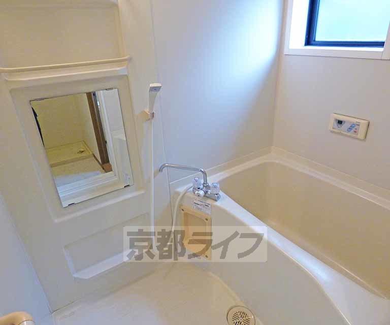 ハイカムール西賀茂の風呂写真
