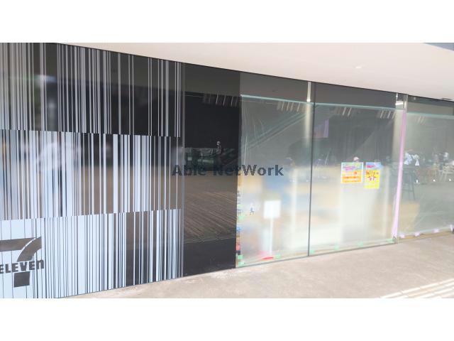 コンビニ　セブンイレブンアオーレ長岡店（コンビニ）まで582m
