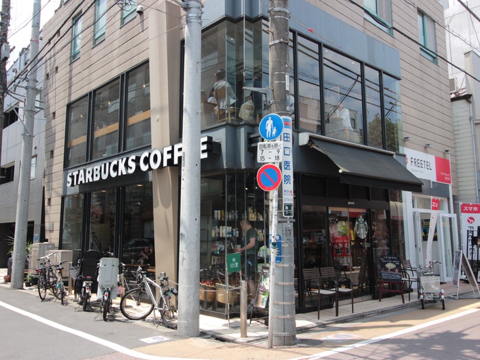 飲食店　スターバックス学芸大学店（飲食店）まで600m