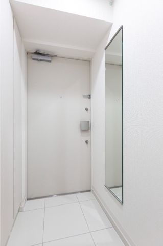 フュージョナル北綾瀬の玄関写真