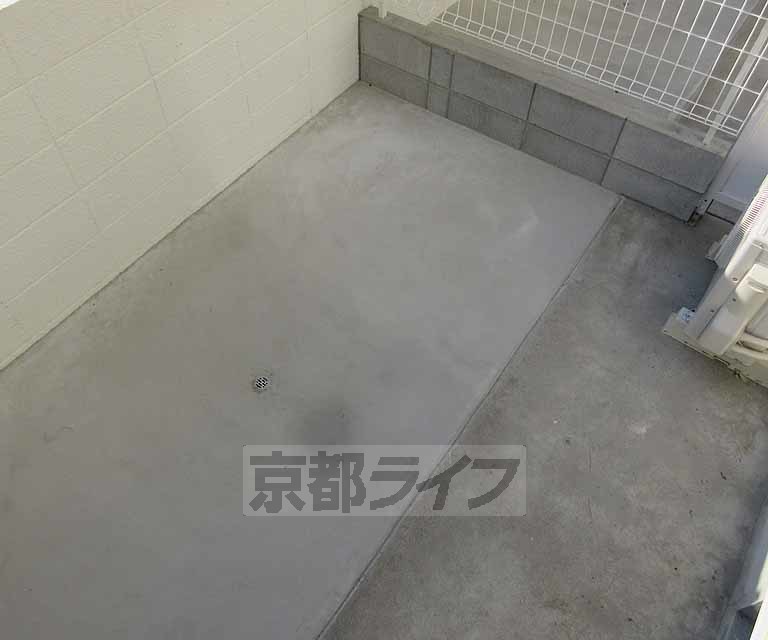 バルコニー　とっても広いバルコニー！
