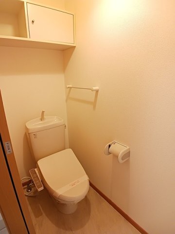トイレ　ゆったりとした空間のトイレです