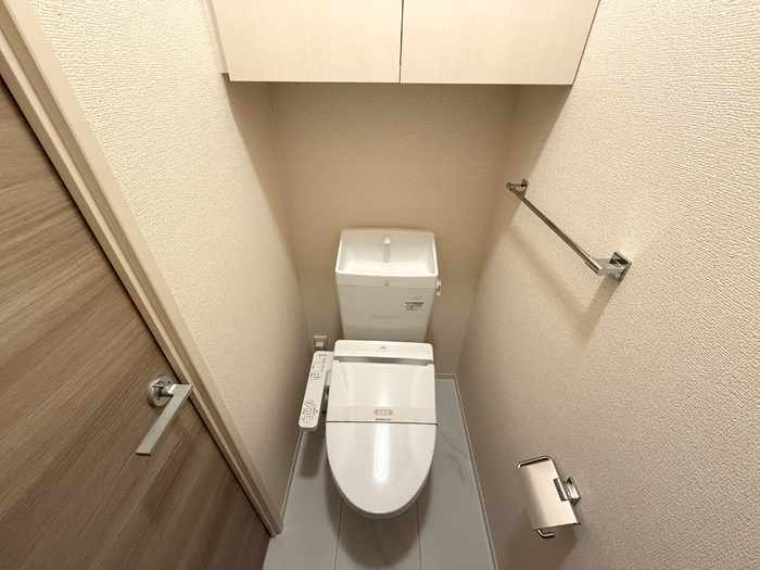 ＪＲ総武線快速 津田沼駅 徒歩8分 3階建 築9年のトイレ写真