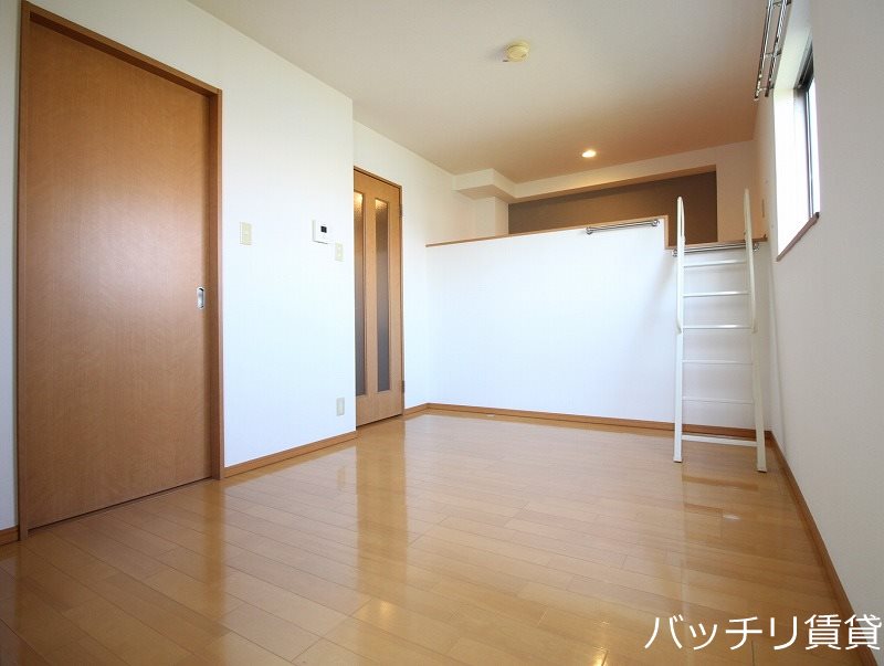 居室・リビング　画像は同シリーズタイプの為、参考写真になります。