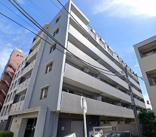 建物外観　オートロック完備