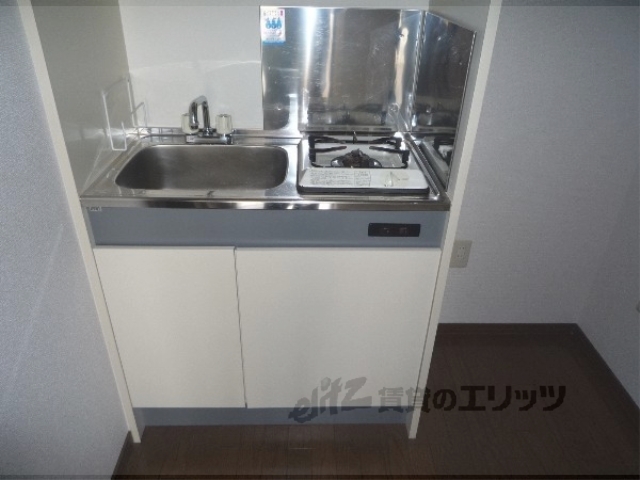 キッチン　キッチンは一口コンロ付です