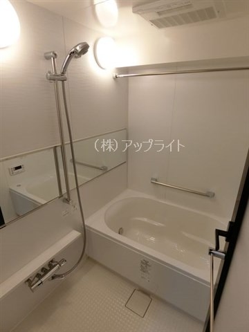 バス・シャワールーム　追炊き＆浴室乾燥機付き