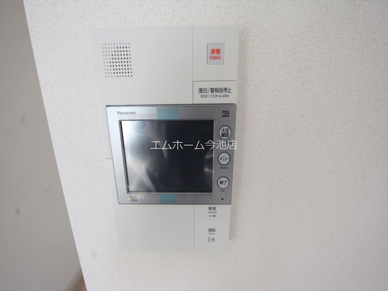 セキュリティ　TVモニター付インターホン完備