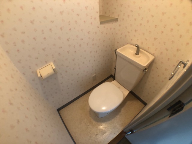 トイレ　バストイレ別でおすすめです☆