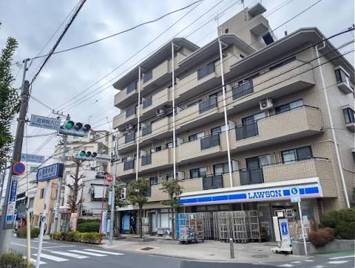 コンビニ　ローソン世田谷下馬一丁目店（コンビニ）まで307m