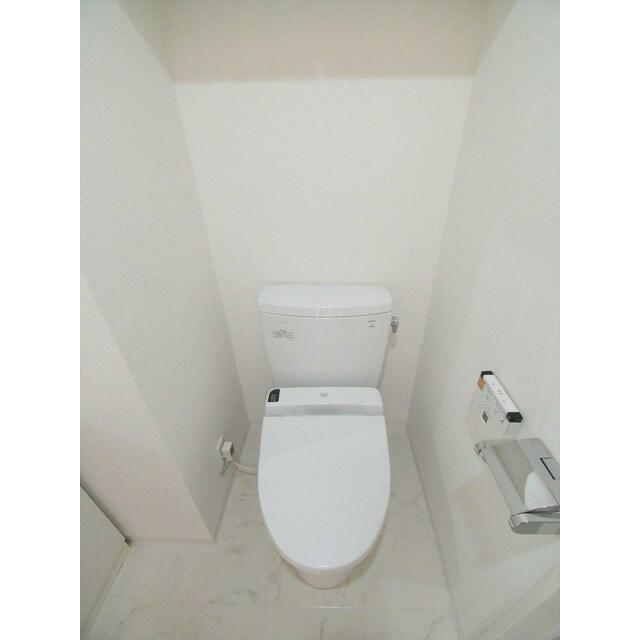 都営新宿線 森下駅 徒歩3分 12階建 築20年のトイレ写真