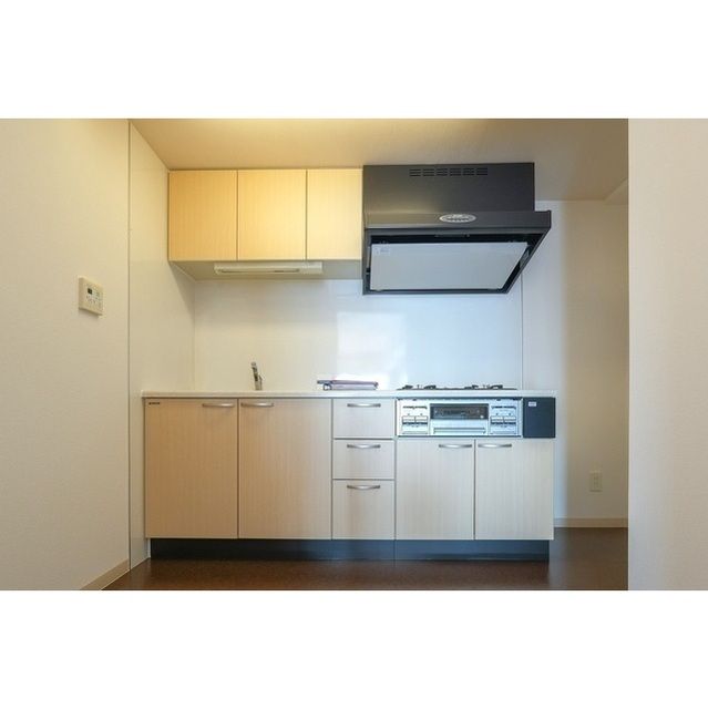 キッチン　別部屋参考写真です