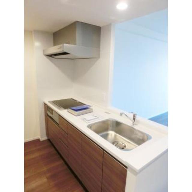 キッチン　※写真は同タイプ住戸です。