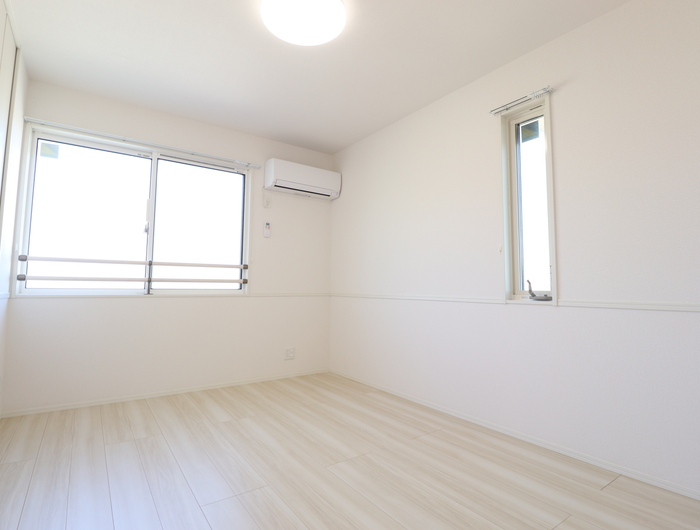 居室・リビング　※同タイプの部屋写真です