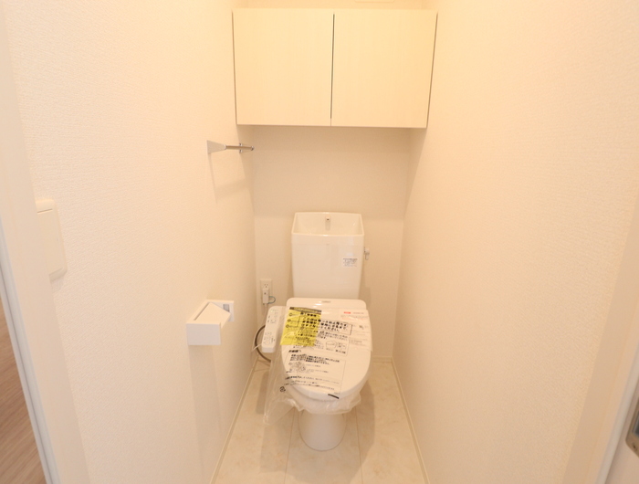 トイレ　※同タイプの部屋写真です