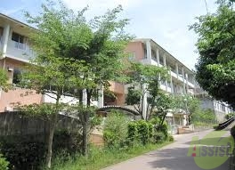 中学校　神戸市立有野北中学校（中学校）まで778m