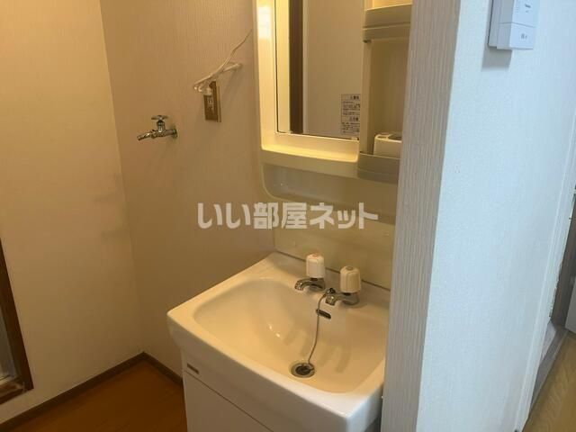 ＪＲ高崎線 籠原駅 徒歩40分 2階建 築43年の内装写真