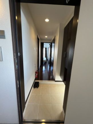 玄関　退去予定の為イメージ写真となります（現状を優先します）