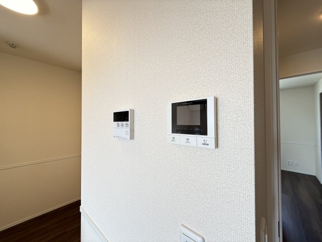 セキュリティ　モニター付きインターホン