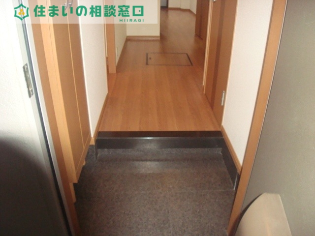 ＪＲ東海道本線 相見駅 徒歩27分 2階建 築22年の玄関写真