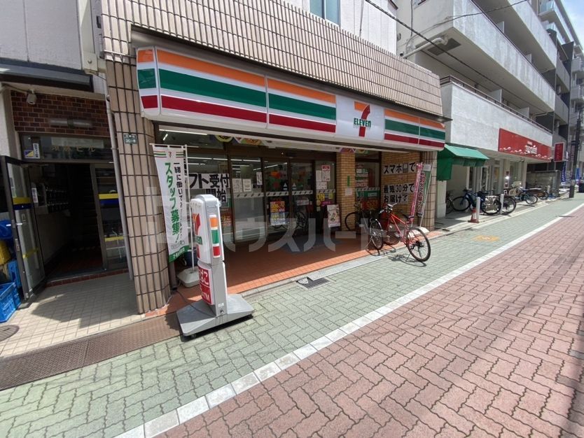 コンビニ　セブンイレブン中板店（コンビニ）まで160m
