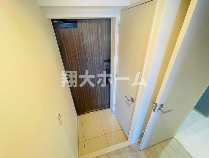 メイクス西新井大師の玄関写真
