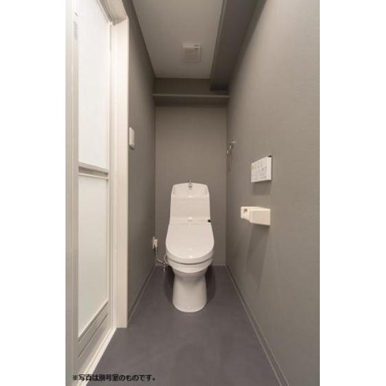 ＪＲ鹿児島本線 笹原駅 徒歩7分 2階建 築13年のトイレ写真