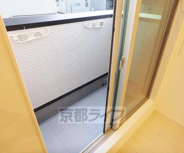 バルコニー　お部屋の外はこんな感じ