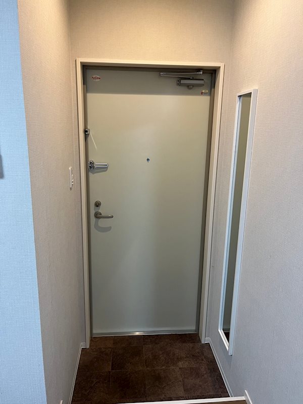 玄関　※103号室流用