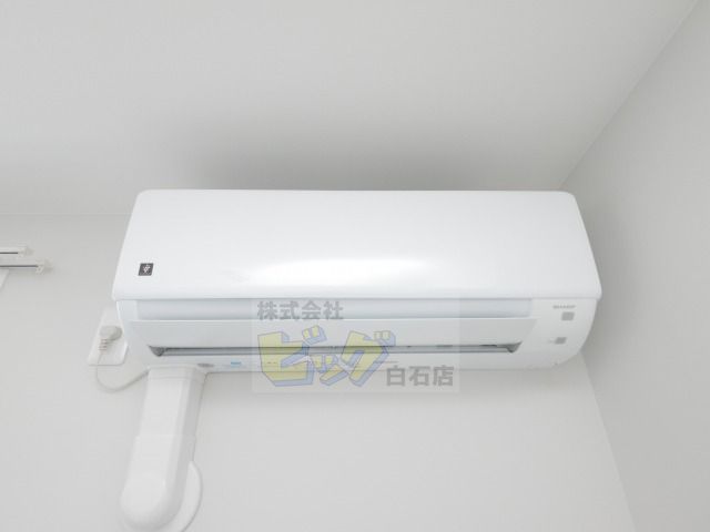 その他設備　エアコン完備で暑い夏も快適です♪